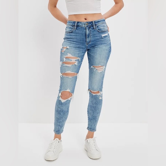 American Eagle Outfitters Denim - AE Next Level Ripped High-Waisted Jegging Crop 18